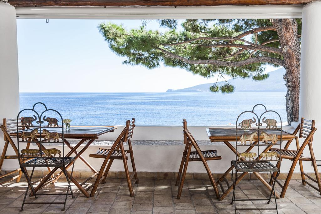 Hotel Mercanti Di Mare Santa Marina Salina Kültér fotó