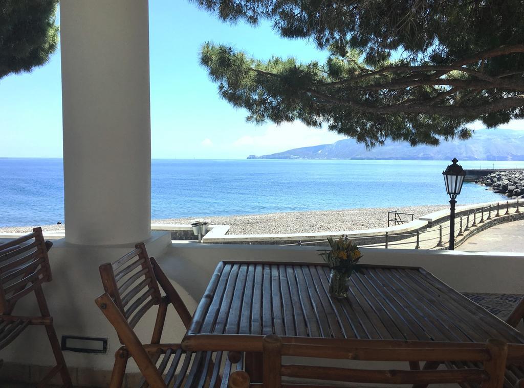 Hotel Mercanti Di Mare Santa Marina Salina Kültér fotó